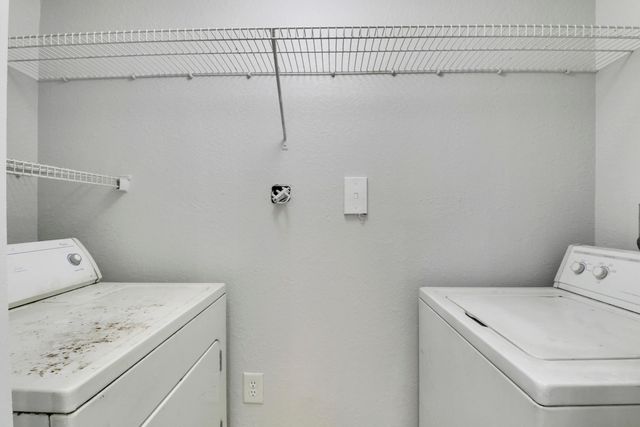 141 SW Palm Dr Apt 306, Port St Lucie, FL 34986