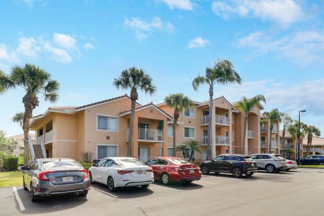 141 SW Palm Dr Apt 306, Port St Lucie, FL 34986