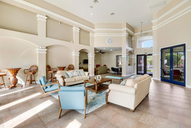 141 SW Palm Dr Apt 306, Port St Lucie, FL 34986