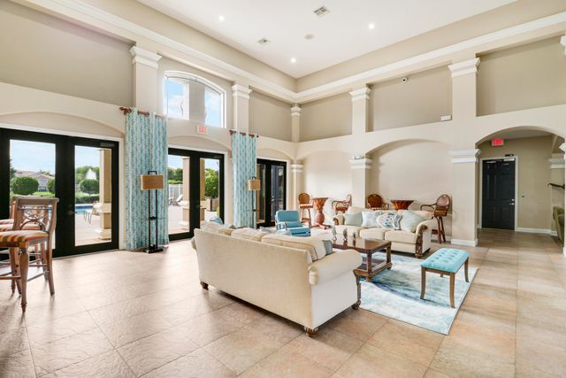 141 SW Palm Dr Apt 306, Port St Lucie, FL 34986