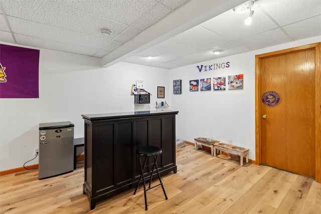 2438 NW Heritage Avenue, Ankeny, IA 50023