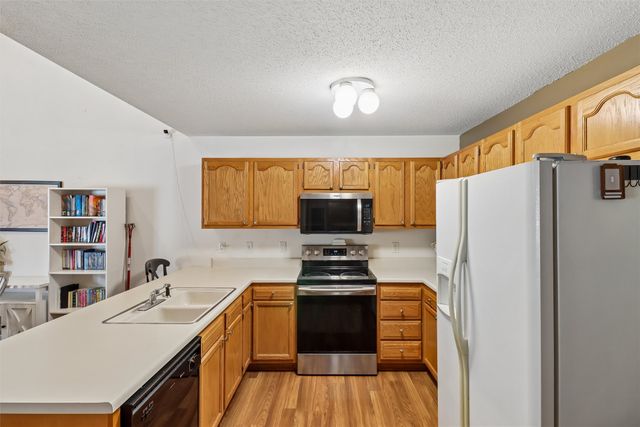 2438 NW Heritage Avenue, Ankeny, IA 50023