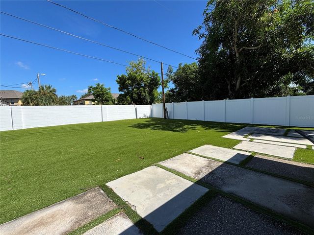 3983 MARLIN DRIVE SE, St Petersburg, FL 33705