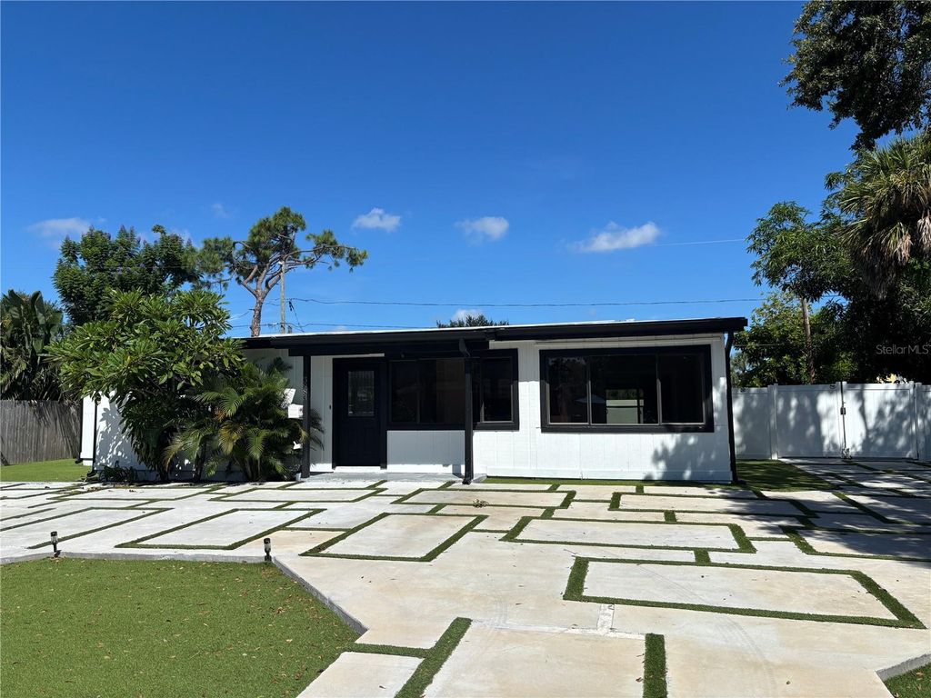 3983 MARLIN DRIVE SE, St Petersburg, FL 33705