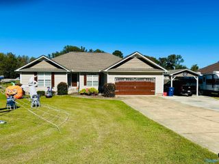 2112 Dellee Avenue, Gadsden, AL 35903