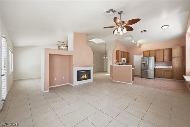 511 Castle Stone Court, Las Vegas, NV 89123