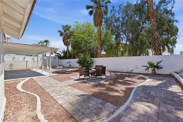 511 Castle Stone Court, Las Vegas, NV 89123
