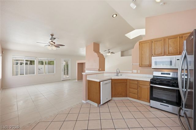 511 Castle Stone Court, Las Vegas, NV 89123