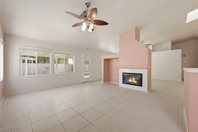 511 Castle Stone Court, Las Vegas, NV 89123