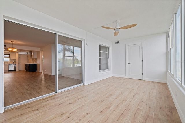 1847 SHORE DRIVE S 202, South Pasadena, FL 33707