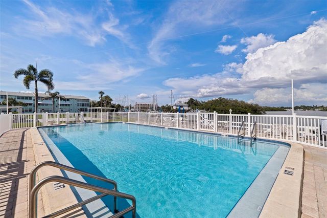 1847 SHORE DRIVE S 202, South Pasadena, FL 33707