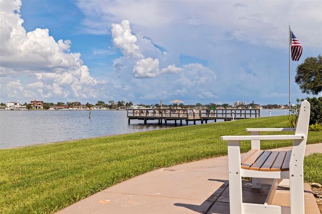 1847 SHORE DRIVE S 202, South Pasadena, FL 33707