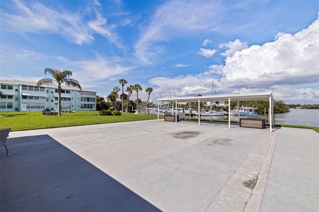 1847 SHORE DRIVE S 202, South Pasadena, FL 33707