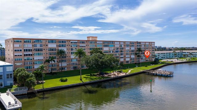 1847 SHORE DRIVE S 202, South Pasadena, FL 33707