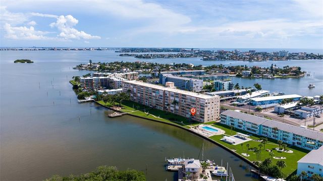 1847 SHORE DRIVE S 202, South Pasadena, FL 33707
