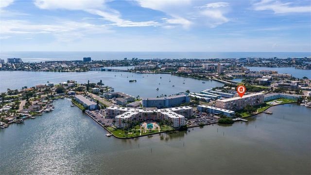 1847 SHORE DRIVE S 202, South Pasadena, FL 33707