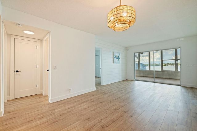 1847 SHORE DRIVE S 202, South Pasadena, FL 33707