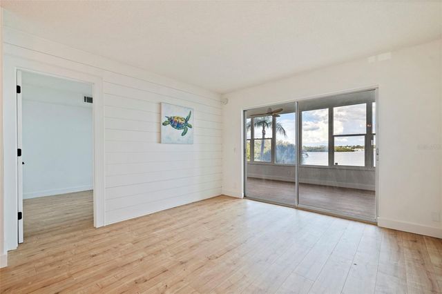 1847 SHORE DRIVE S 202, South Pasadena, FL 33707