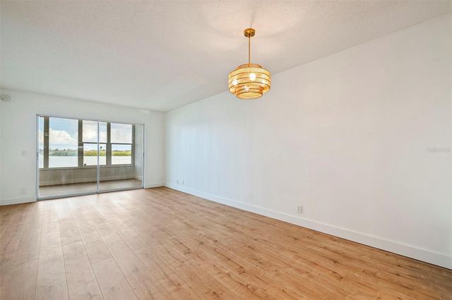1847 SHORE DRIVE S 202, South Pasadena, FL 33707