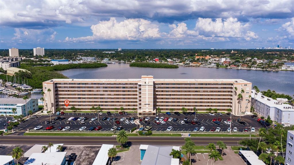1847 SHORE DRIVE S 202, South Pasadena, FL 33707