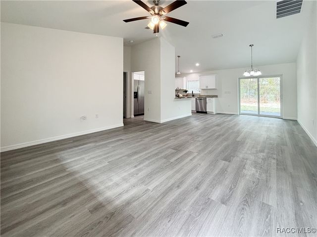 18925 SW 47th Street, Dunnellon, FL 34432