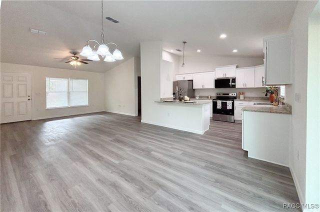 18925 SW 47th Street, Dunnellon, FL 34432