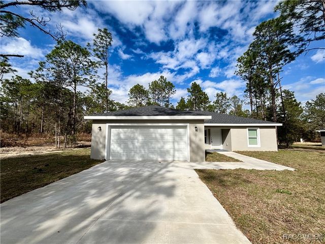 18925 SW 47th Street, Dunnellon, FL 34432