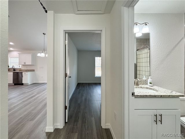 18925 SW 47th Street, Dunnellon, FL 34432