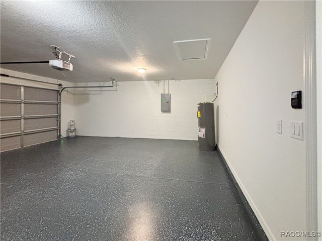 18925 SW 47th Street, Dunnellon, FL 34432