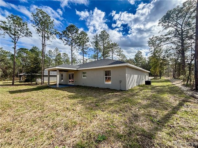18925 SW 47th Street, Dunnellon, FL 34432