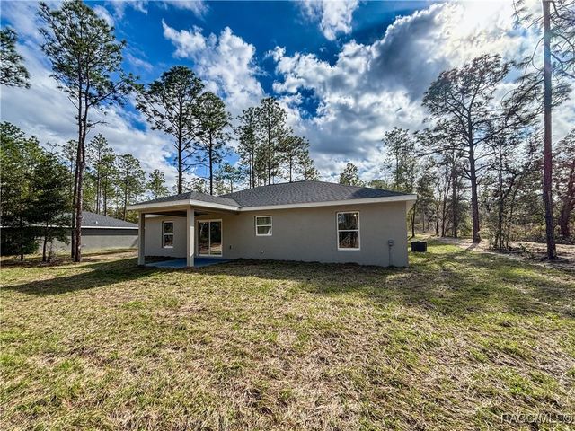 18925 SW 47th Street, Dunnellon, FL 34432