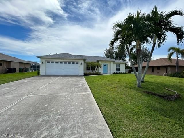 2712 SW 11th PL, Cape Coral, FL 33914