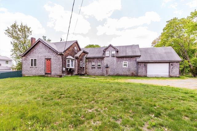 108 Foundry St, Easton, MA 02334