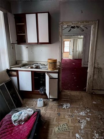 2250 Taylor Street, Detroit, MI 48206