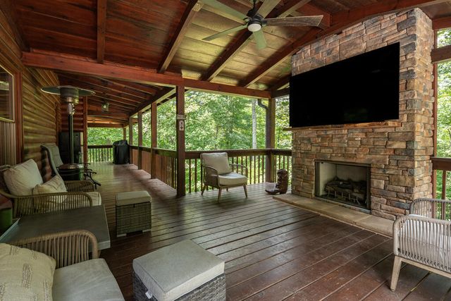 70 Snipe Lane, Murphy, NC 28906