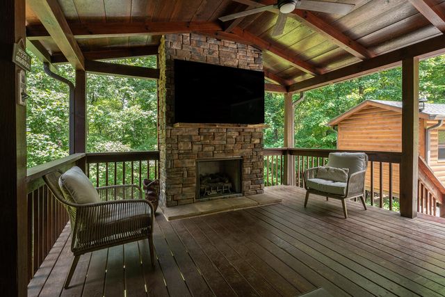70 Snipe Lane, Murphy, NC 28906
