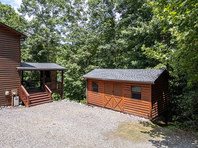 70 Snipe Lane, Murphy, NC 28906