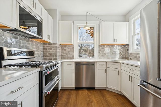 236 GREEN ST, Doylestown, PA 18901