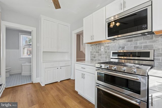 236 GREEN ST, Doylestown, PA 18901