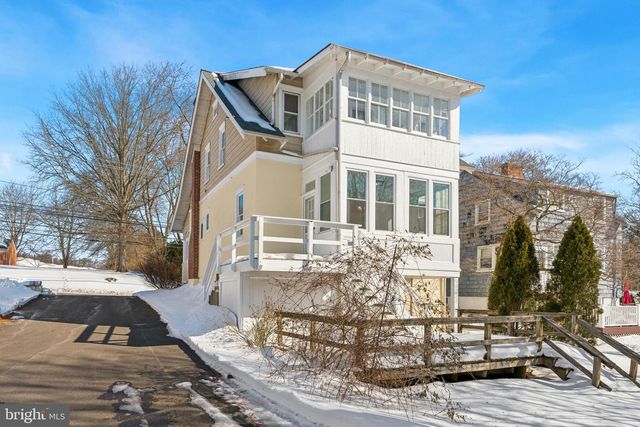 236 GREEN ST, Doylestown, PA 18901