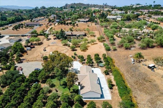 13738 Crystallite, Valley Center, CA 92082