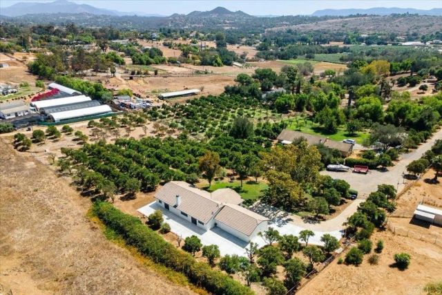 13738 Crystallite, Valley Center, CA 92082