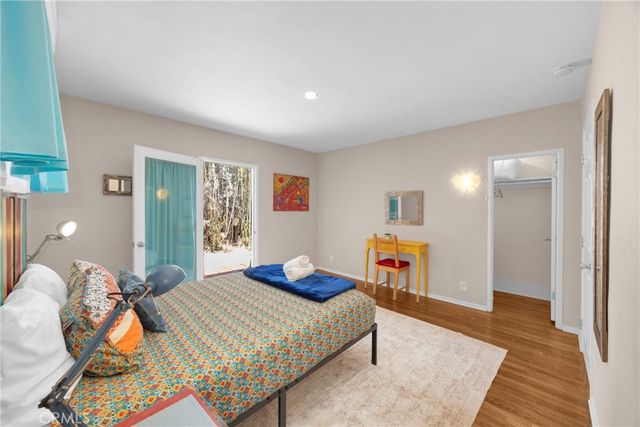 955 E 2nd, Long Beach, CA 90802