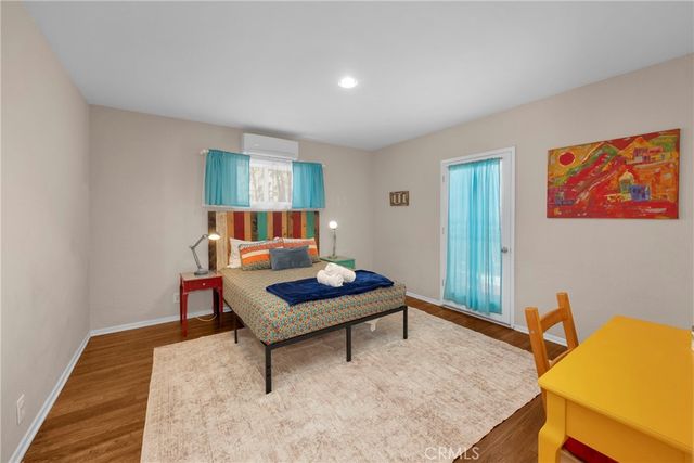 955 E 2nd, Long Beach, CA 90802
