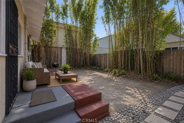 955 E 2nd, Long Beach, CA 90802