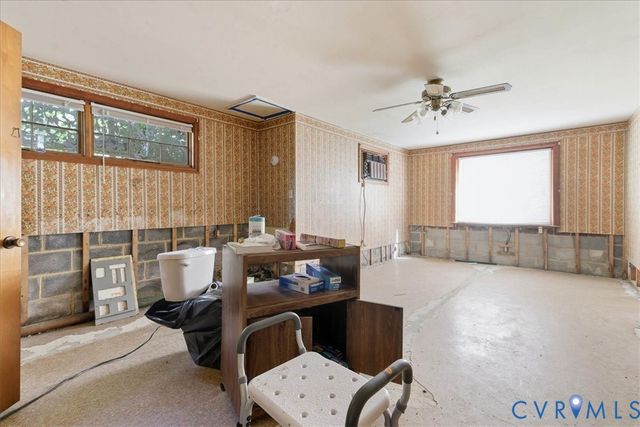 3635 Spring Rd, Hopewell, VA 23860