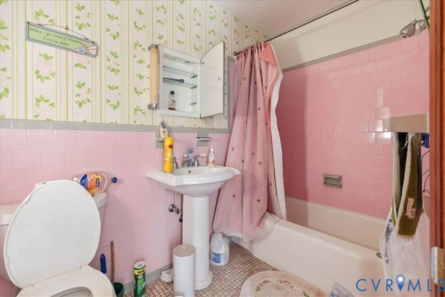 3635 Spring Rd, Hopewell, VA 23860