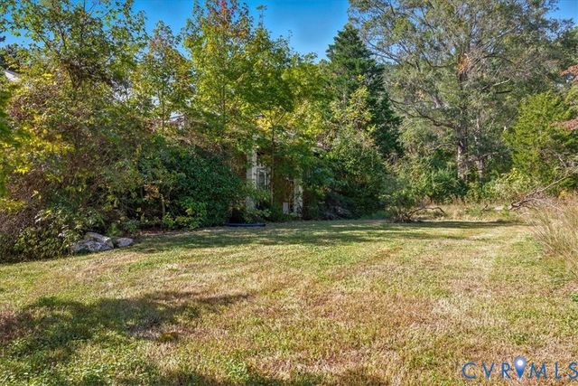 3635 Spring Rd, Hopewell, VA 23860