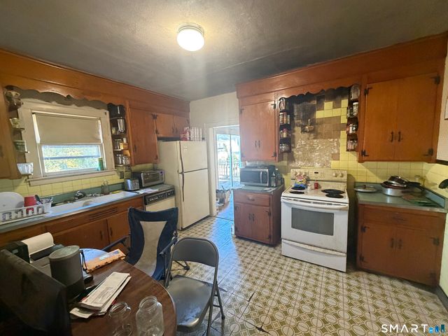 378 Commonwealth Avenue, New Britain, CT 06053