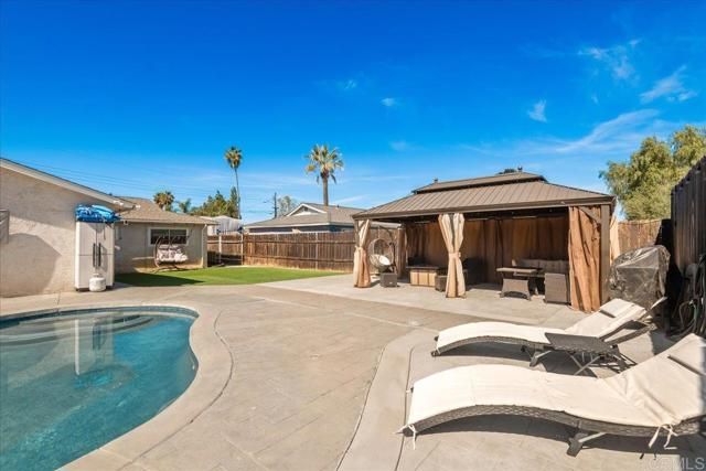 133 N Stephanie Ln, El Cajon, CA 92019